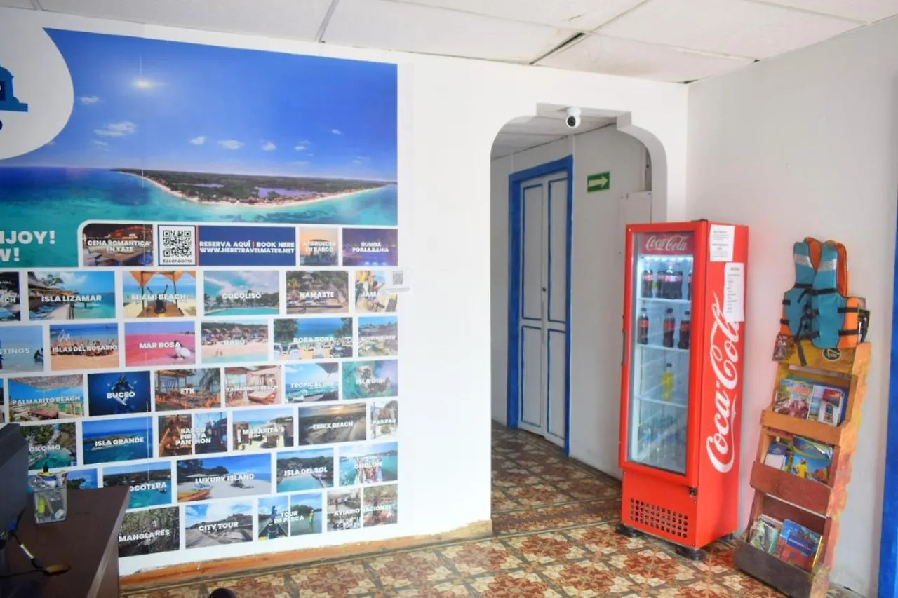 Hosting And Travel Services 420 Cartagena 0*,