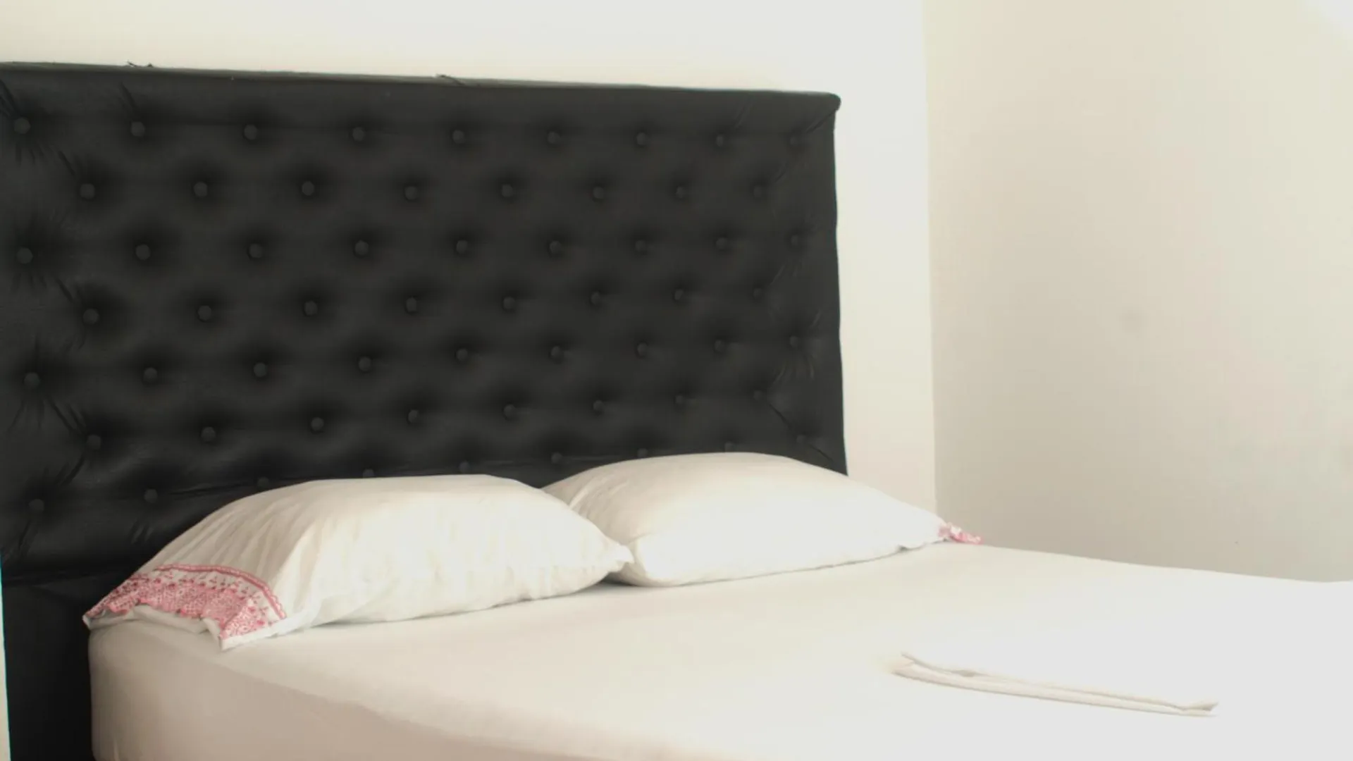 Hosting And Travel Services 420 Cartagène 0*,