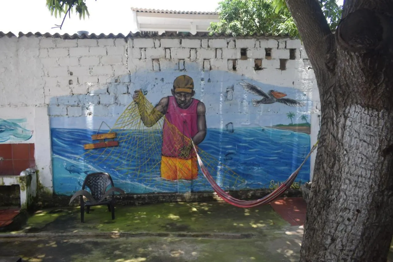 Hosting And Travel Services 420 Cartagena  Kolumbien