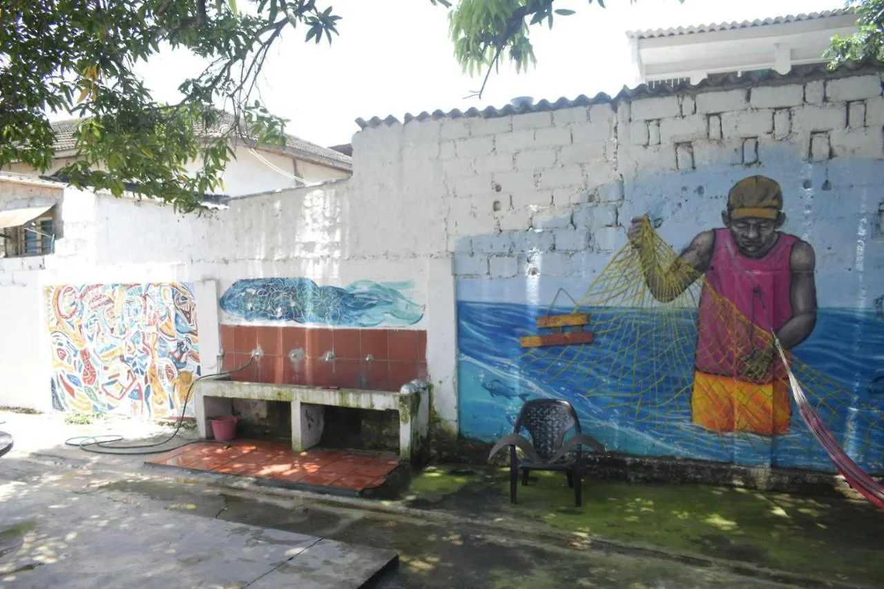 Hostel Hosting And Travel Services 420 Cartagena
