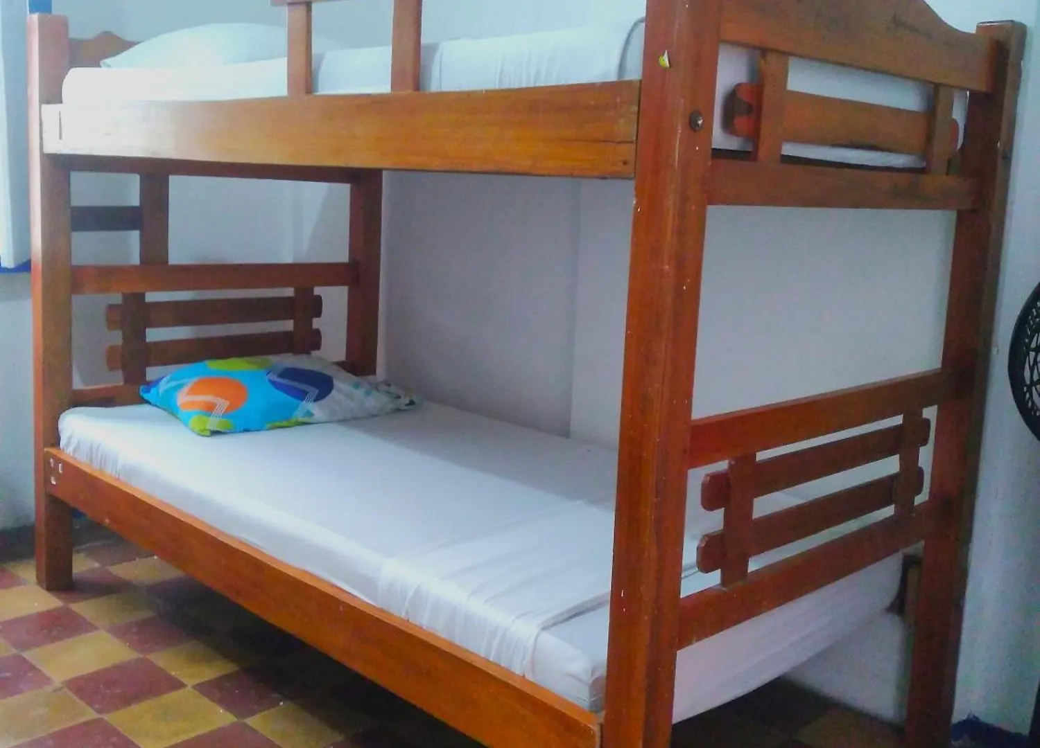 Hostel Hosting And Travel Services 420 Cartagena