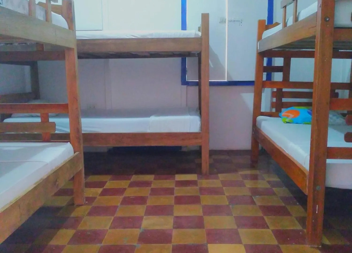 Hostel Hosting And Travel Services 420 Cartagena